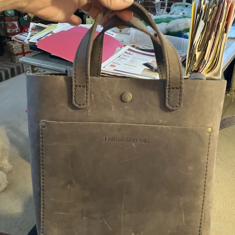 Portland Leather Grey Women’s Crossbody Bag